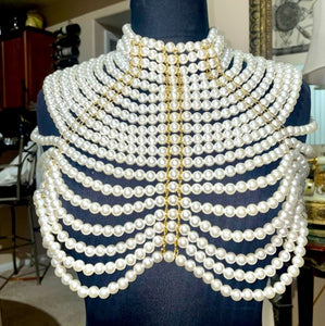 Ms. Pearl Girl Necklace