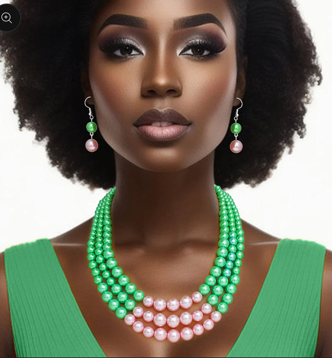 Ms. Green & Pink Pearl Necklace